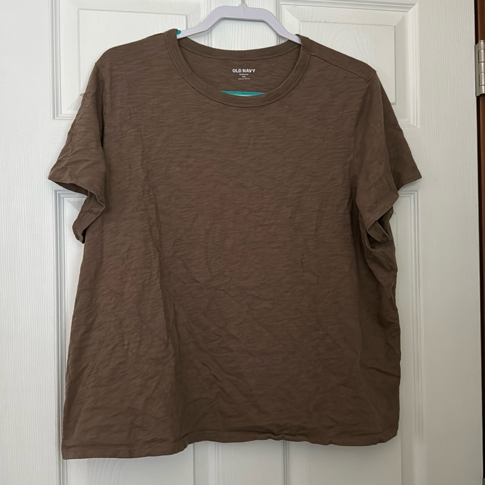 Women’s XXL Old Navy Light Brown T-Shirt